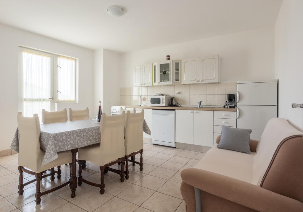 Apartment Boja Biograd Na Moru Exteriör bild