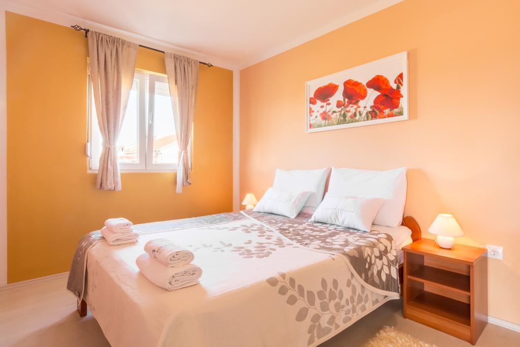 Apartment Boja Biograd Na Moru Exteriör bild